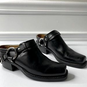 Frye womens slip on boot size 8 black silver harness mule